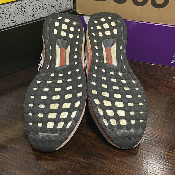 Size 13 - adidas UltraBoost DNA Gray Lush Red 2020 - Picture 4 of 4